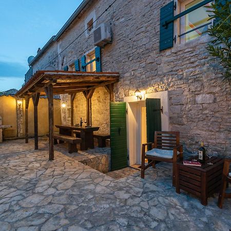 Villa Casa Stifanici Baderna Esterno foto