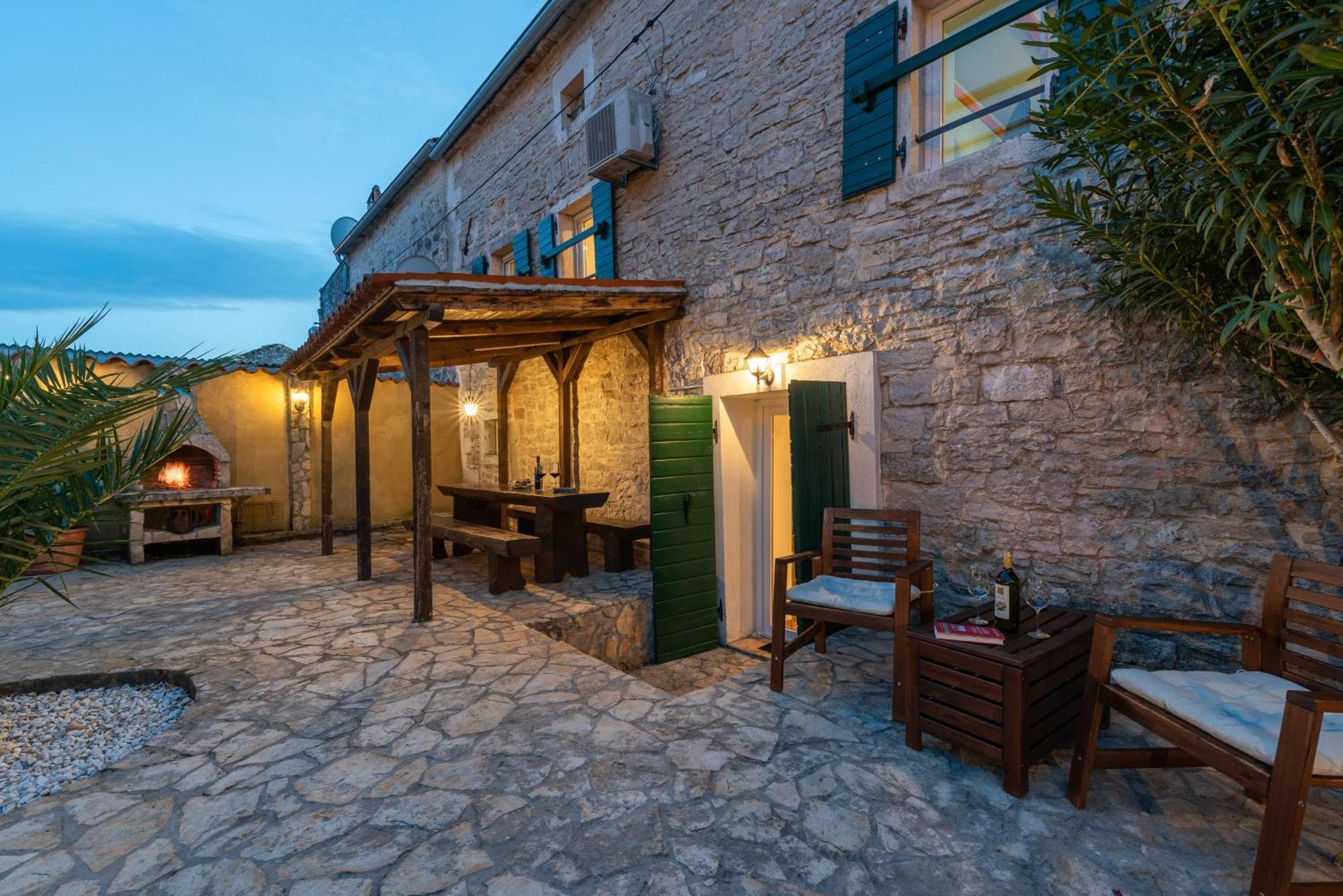 Villa Casa Stifanici Baderna Esterno foto
